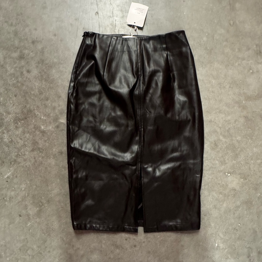 Amisu Black Faux Leather Pencil Skirt